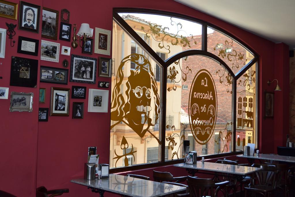Hostal Quevedo Леон Екстериор снимка